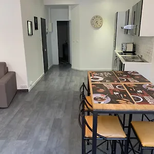 T2 - Quartier Mythique Du Panier France
