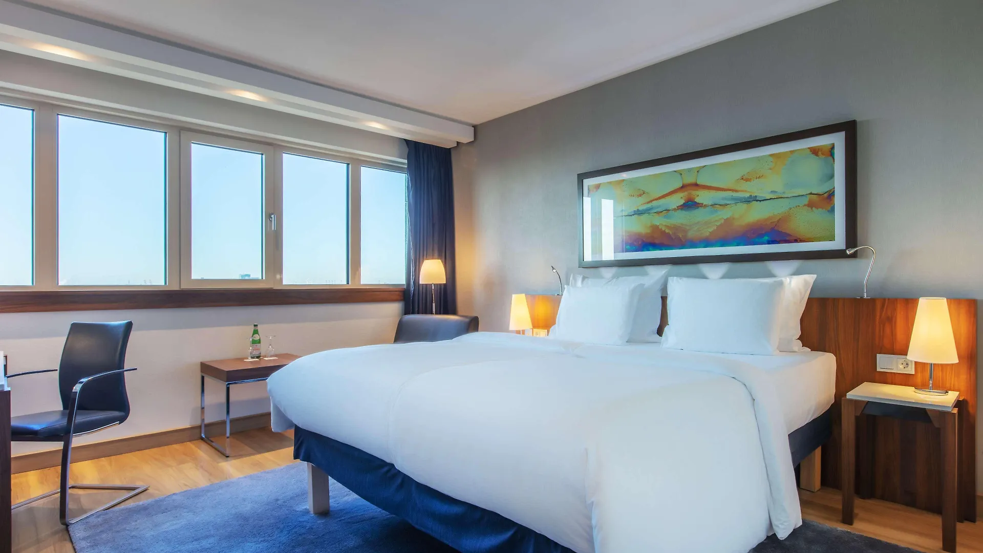 Radisson Blu Hotel, Hamburg-Harburg 4*,  Duitsland