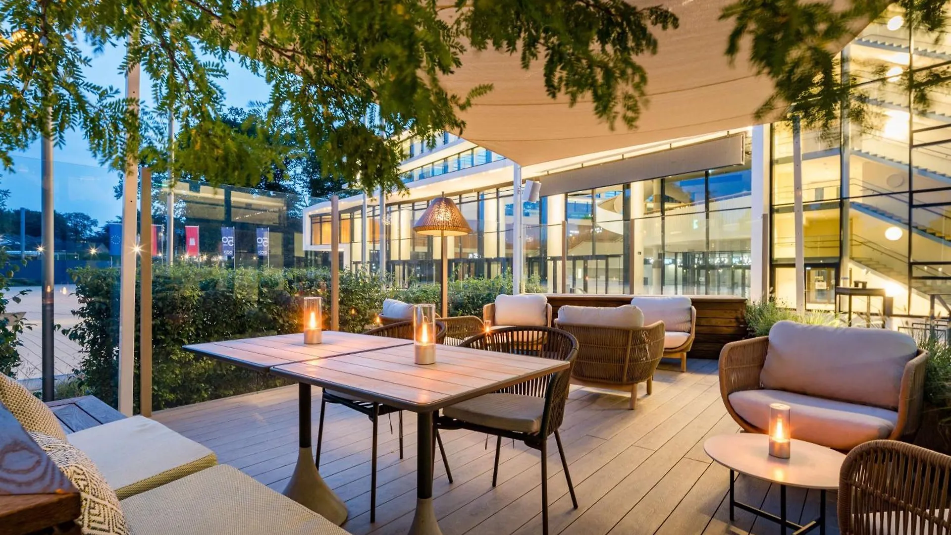 **** Hotel Radisson Blu Hotel, Hamburg Germany