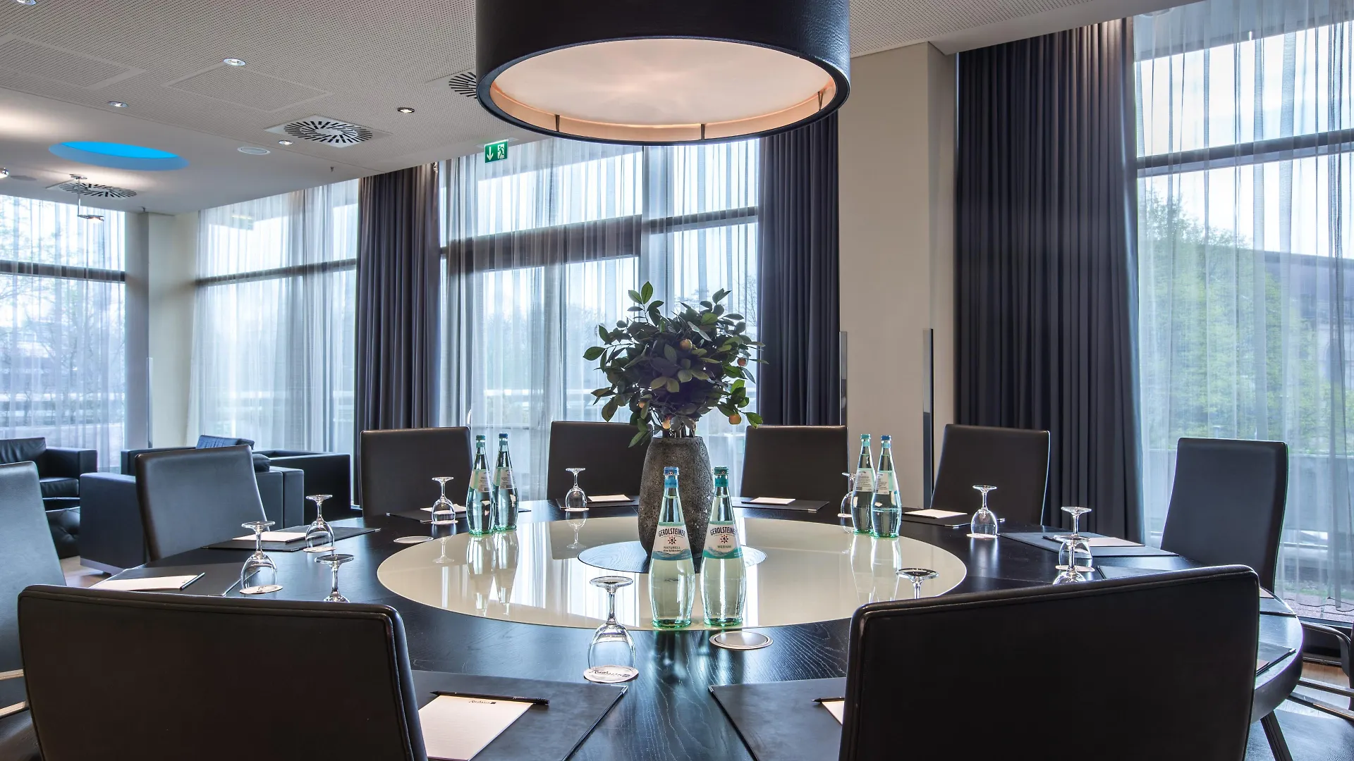 Radisson Blu Hotel, Hamburg 4*,